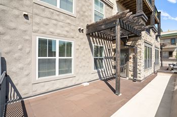 A building with a balcony and a railing. at Mirabelle Luxury Apartments, Missouri, 64111